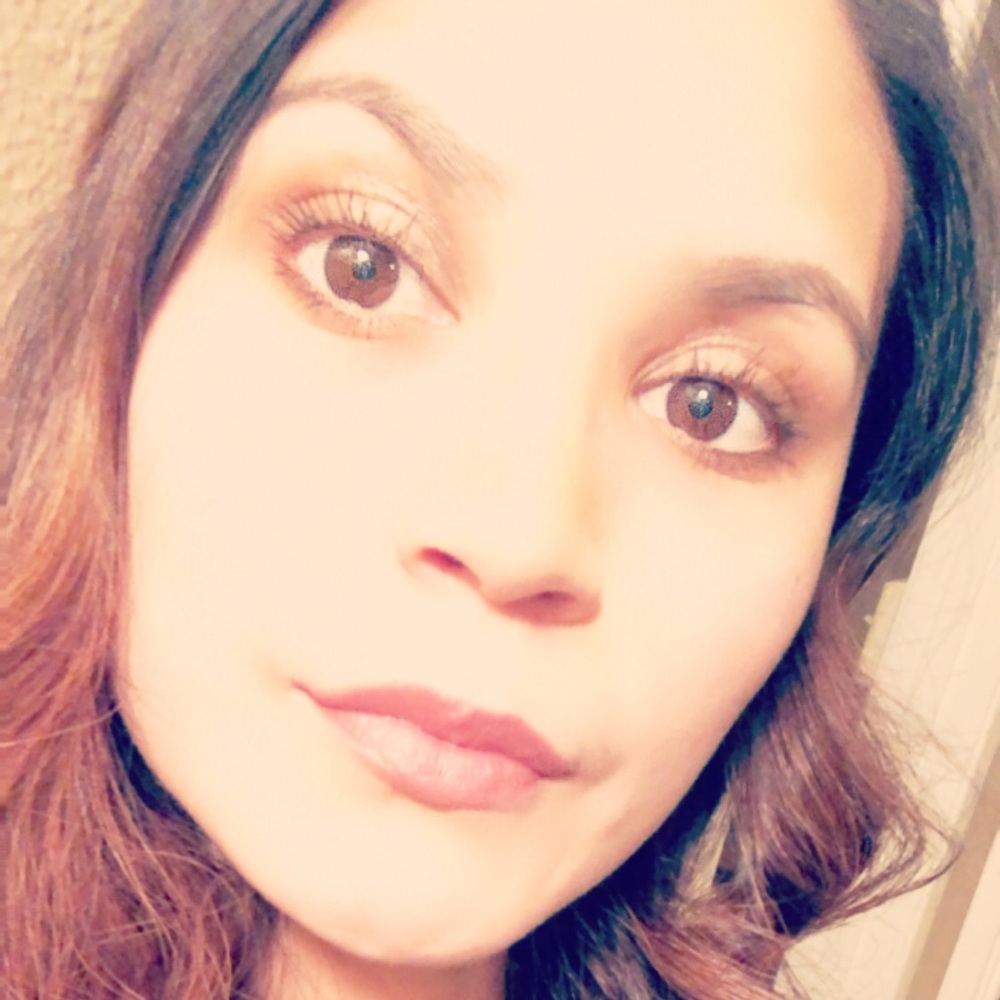 Meet your Posher, Rebecca